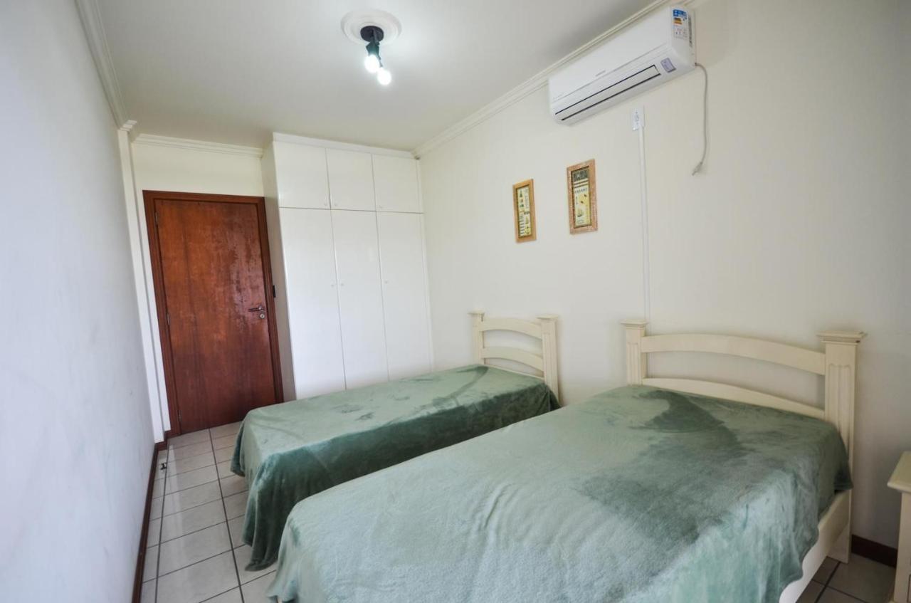 1038 - Apartamento Com Vista Para O Mar Bombinhas Esterno foto