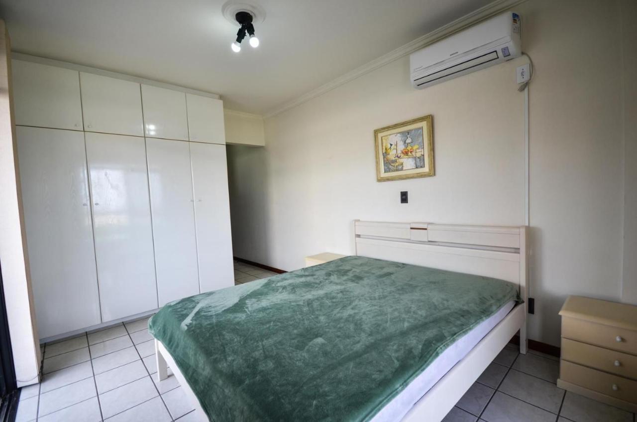 1038 - Apartamento Com Vista Para O Mar Bombinhas Esterno foto