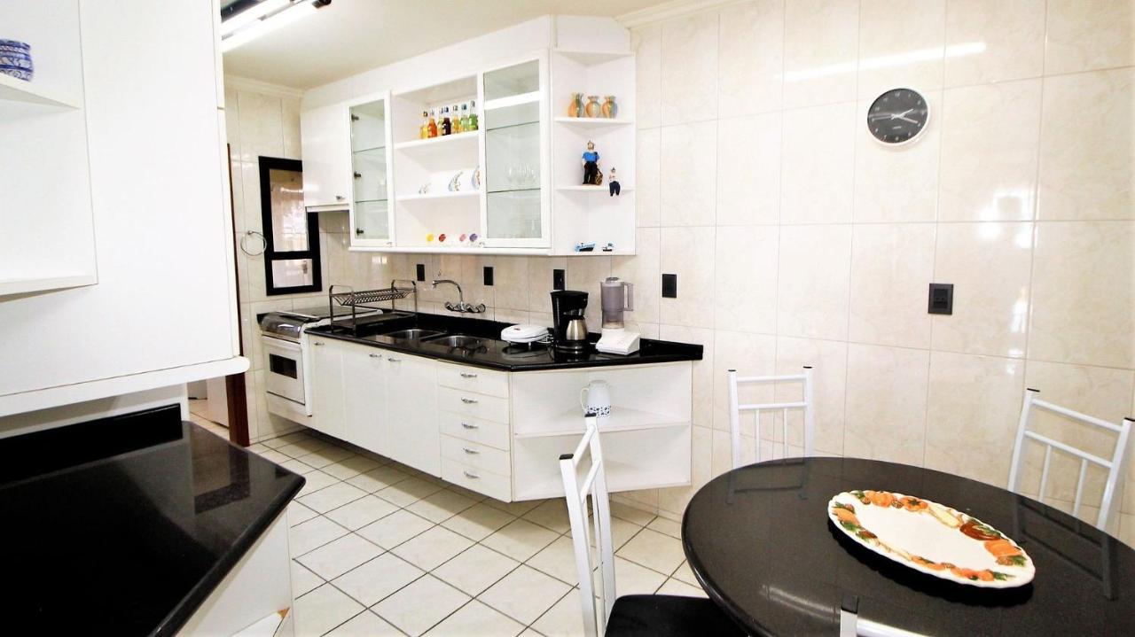 1038 - Apartamento Com Vista Para O Mar Bombinhas Esterno foto